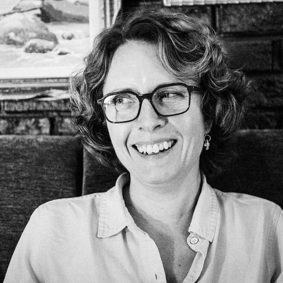 Meet your Posher, Isabelle - Picture 1 of 1